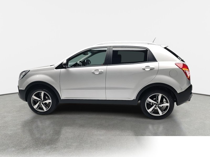 Ssangyong Korando 2.2 SAPPHIRE 4X2 GRA WINTER LM