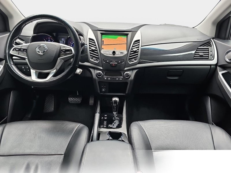 Ssangyong Korando 2.2 SAPPHIRE 4X2 GRA WINTER LM
