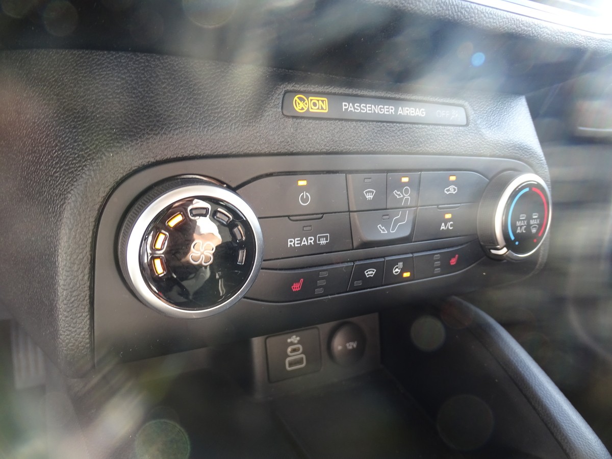 Ford Focus 1.5 EcoBlue Turnier Cool&Connect 