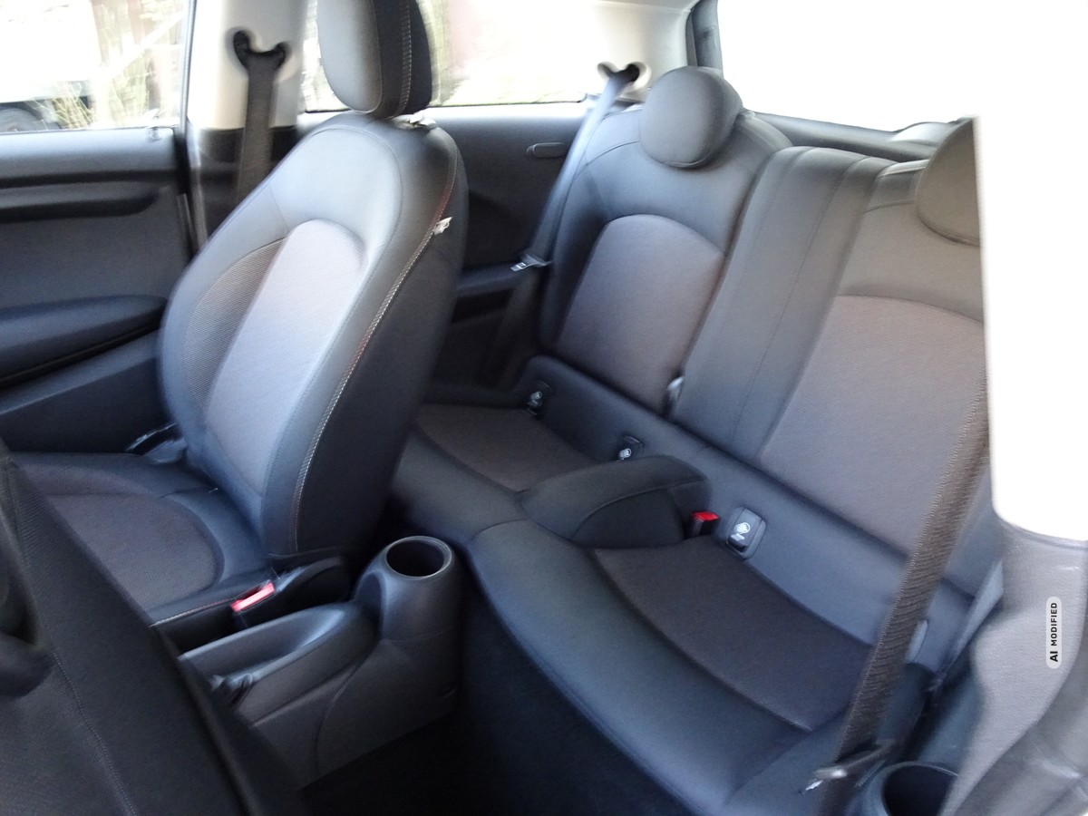 MINI One First Salt *2.HD*SHZ*ALU*KLIMA*BLUETOOTH*