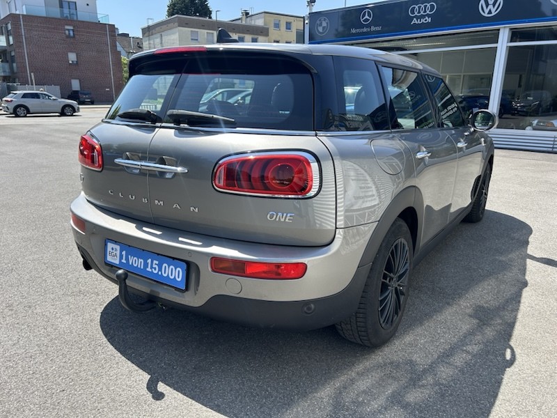 MINI One Clubman CHILLI KLIMA*PANORAMD*SHZG*NAVI*LED*PDC*AHK