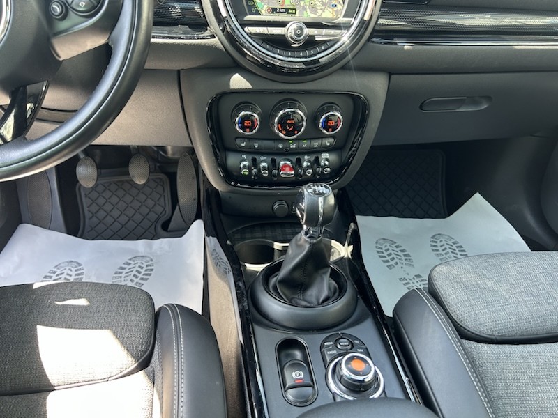 MINI One Clubman CHILLI KLIMA*PANORAMD*SHZG*NAVI*LED*PDC*AHK