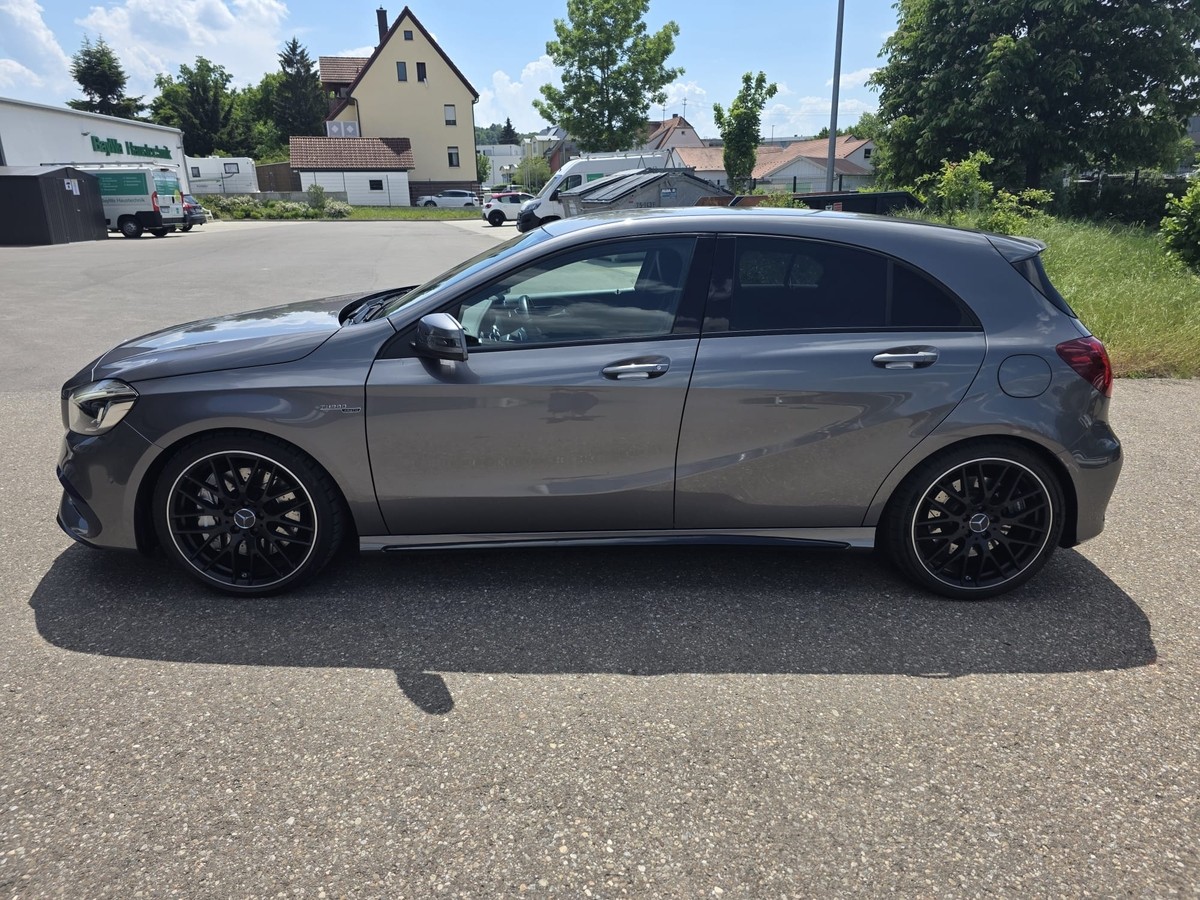 Mercedes-Benz A 45 AMG 4Matic AMG Perfor. AGA+Felgen Harman CarVertical 