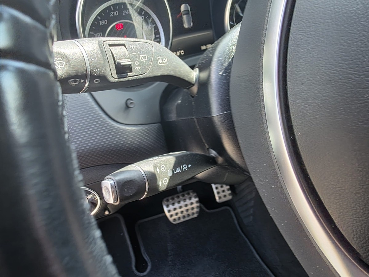 Mercedes-Benz A 45 AMG 4Matic AMG Perfor. AGA+Felgen Harman CarVertical 