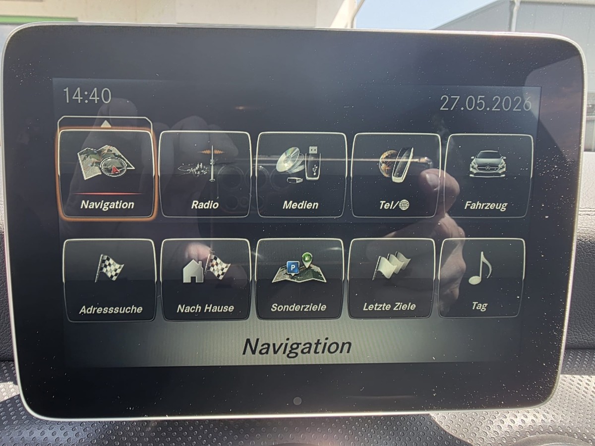 Mercedes-Benz A 45 AMG 4Matic AMG Perfor. AGA+Felgen Harman CarVertical 