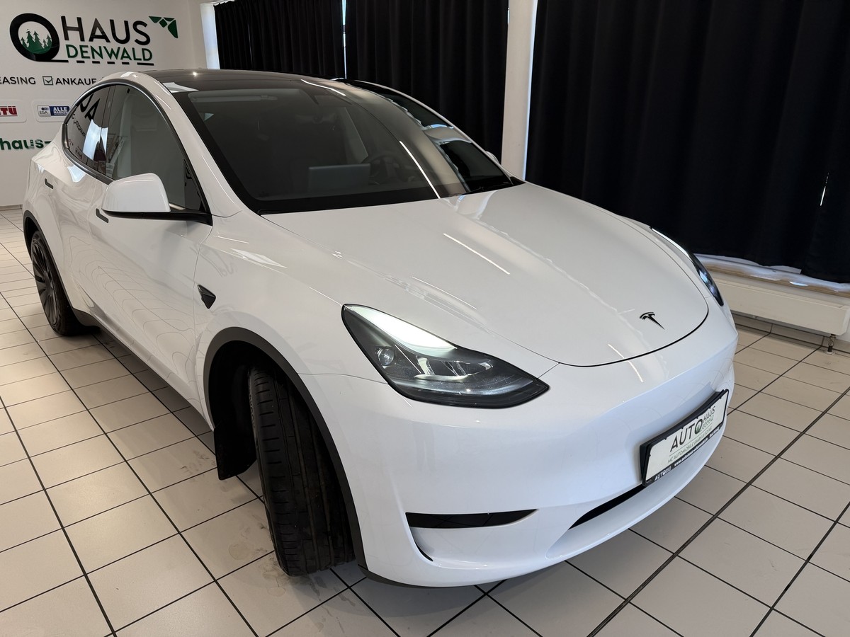 Tesla Model Y RWD Basis *93% Batteriezustand*