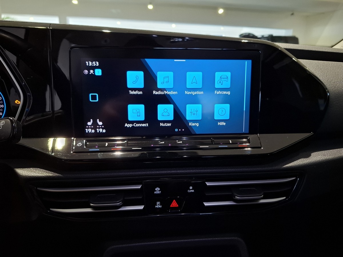 Volkswagen Caddy 1.5 TSI DSG Kamera ACC Navi Voll-LED