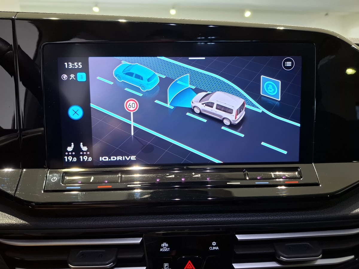 Volkswagen Caddy 1.5 TSI DSG Kamera ACC Navi Voll-LED