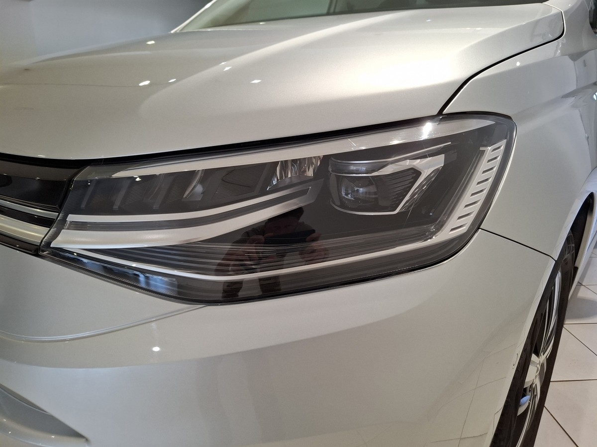 Volkswagen Caddy 1.5 TSI DSG Kamera ACC Navi Voll-LED