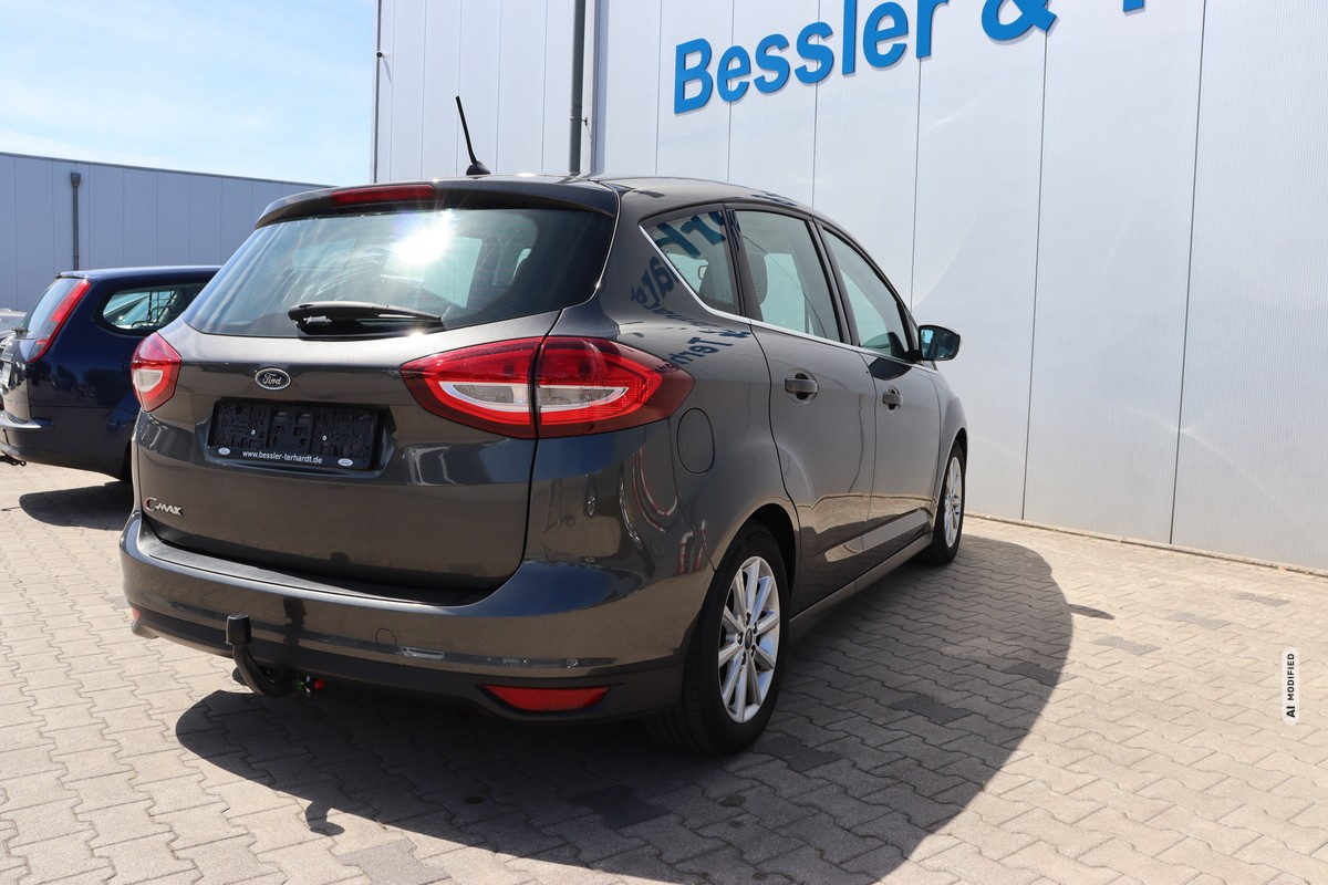Ford C-Max 1.5 EB*Titanium*AHK*