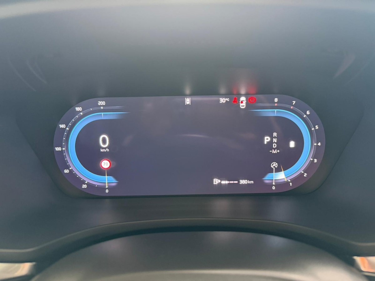 Volvo V60 B4 Plus Dark LED BLIS H&K AHK 360