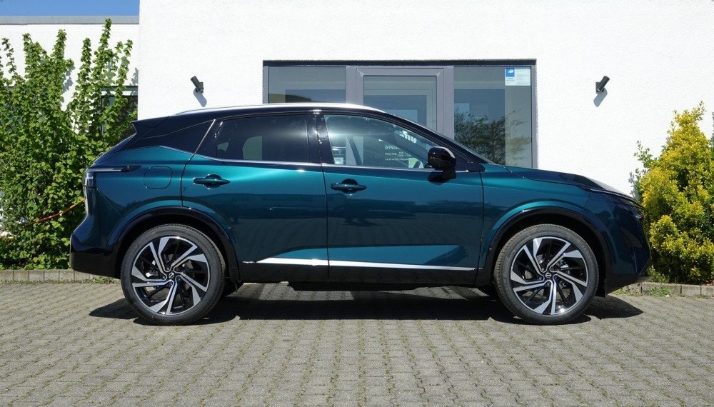 Nissan Qashqai TEKNA+ (plus) BOSE/Pano/HeadUp/Leder