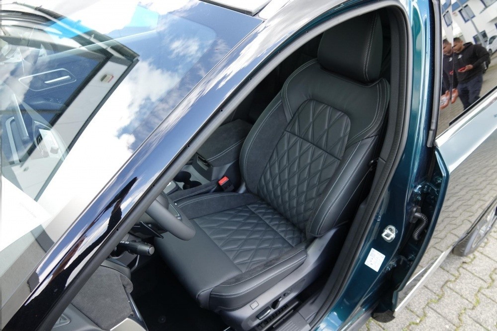 Nissan Qashqai TEKNA+ (plus) BOSE/Pano/HeadUp/Leder