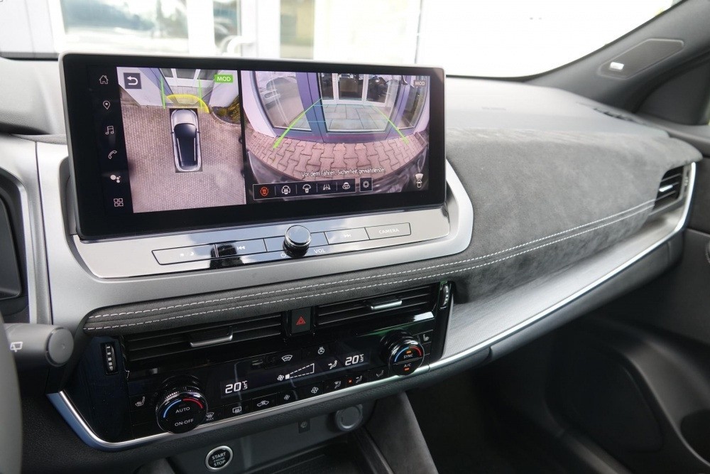 Nissan Qashqai TEKNA+ (plus) BOSE/Pano/HeadUp/Leder