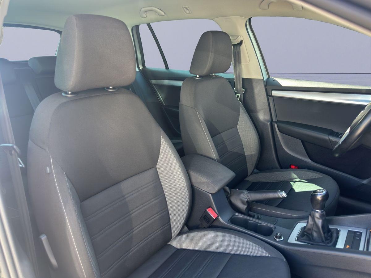 Skoda Octavia Combi SHZ/Navi/AHK/App Connect