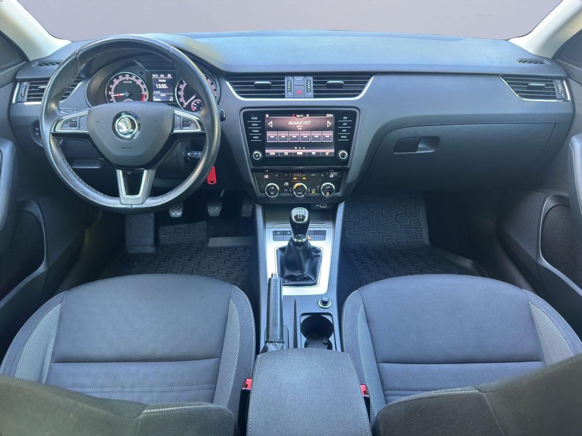 Skoda Octavia Combi SHZ/Navi/AHK/App Connect
