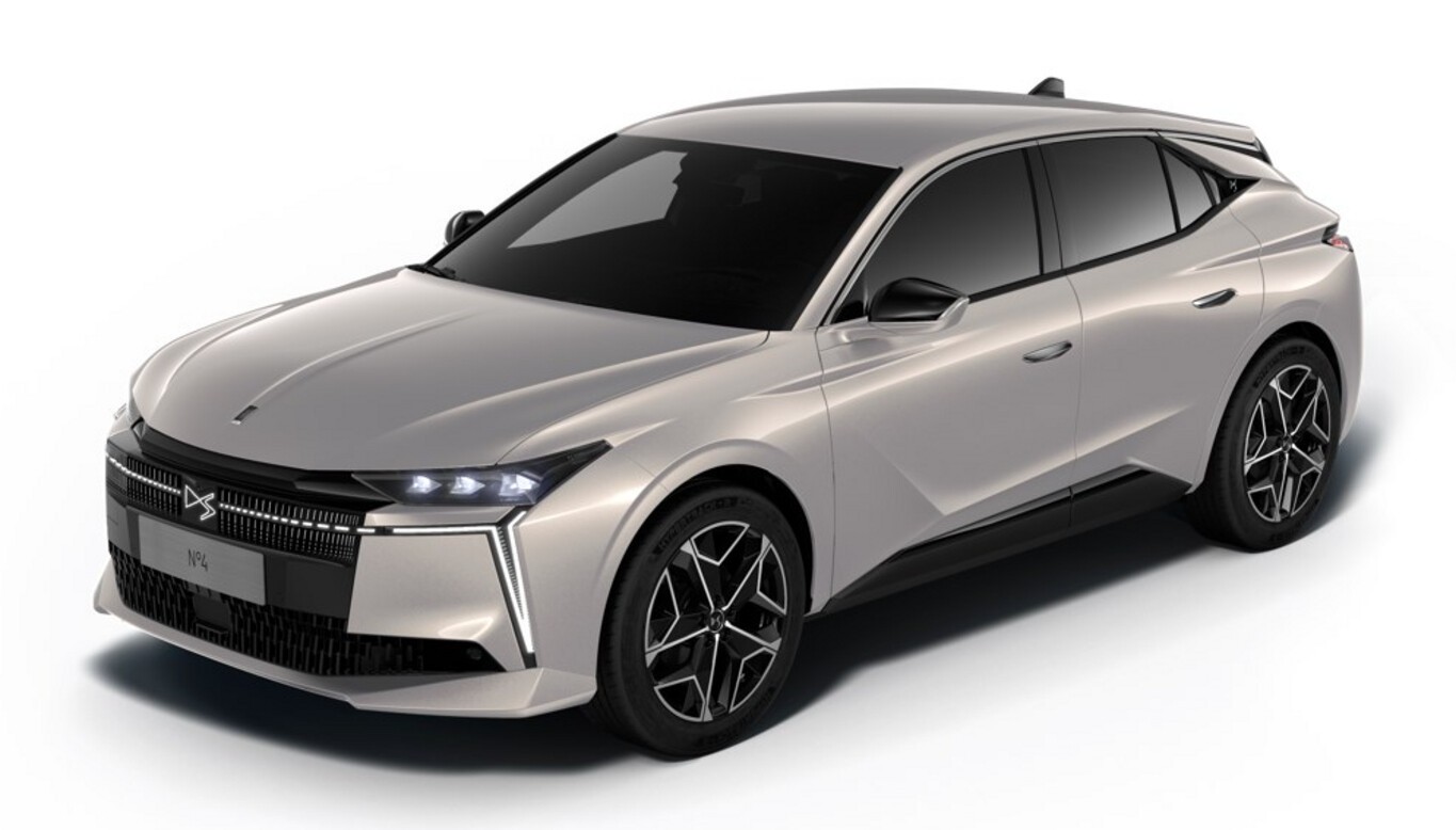 DS Automobiles N°4 N°4 Hybrid Étoile Alcantara eHK Matrix Massage