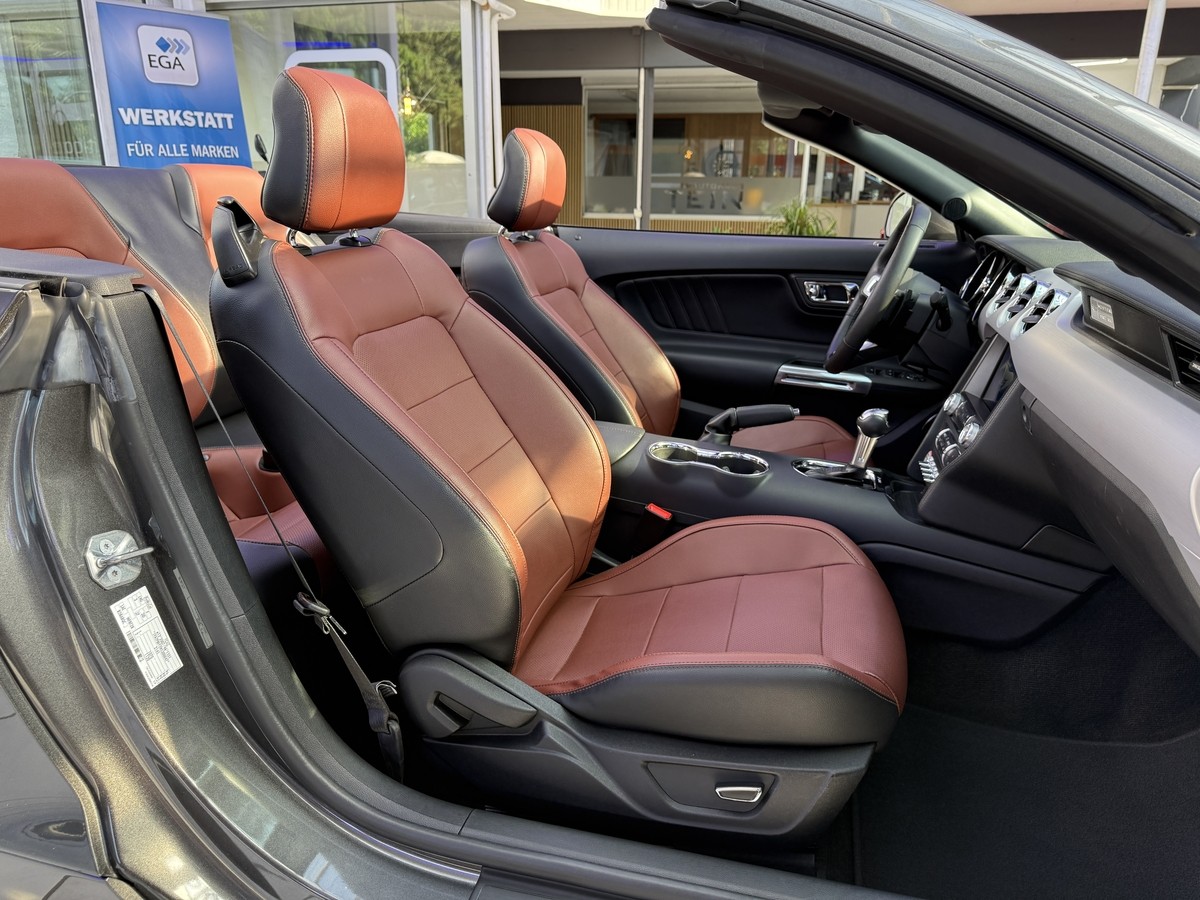 Ford Mustang Convertible 5.0 *1.Hd.*dt.Fzg.*SH-gepflegt.*