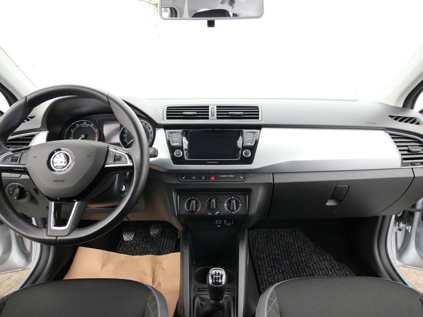 Skoda Fabia Combi 1.0 MPI Ambition KAMERA+SITZHEIZUNG...