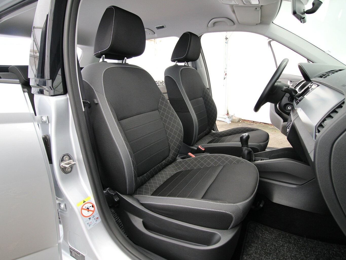 Skoda Fabia Combi 1.0 MPI Ambition KAMERA+SITZHEIZUNG...