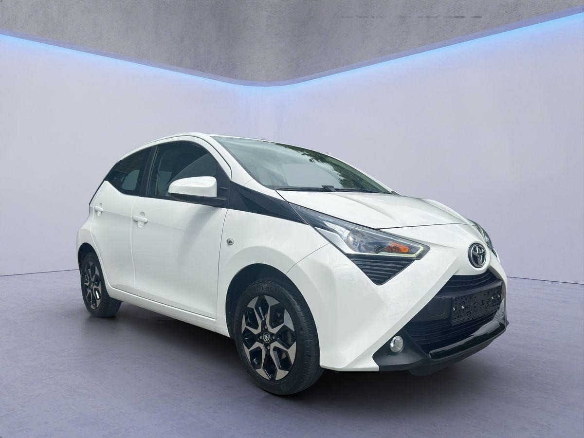 Toyota Aygo Kamera/App-Connect/Tempomat