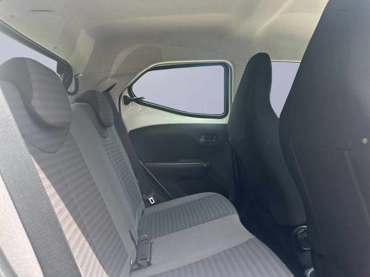 Toyota Aygo Kamera/App-Connect/Tempomat