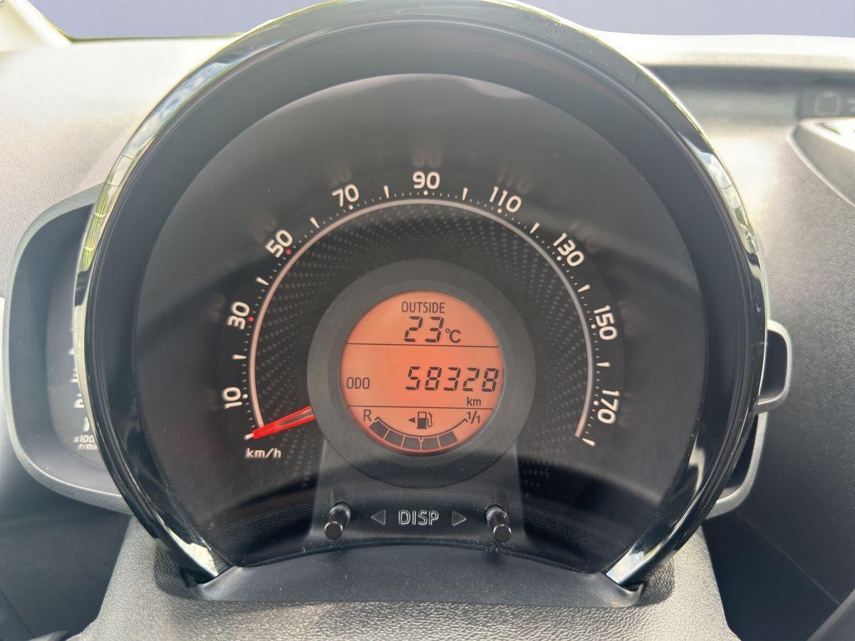 Toyota Aygo Kamera/App-Connect/Tempomat