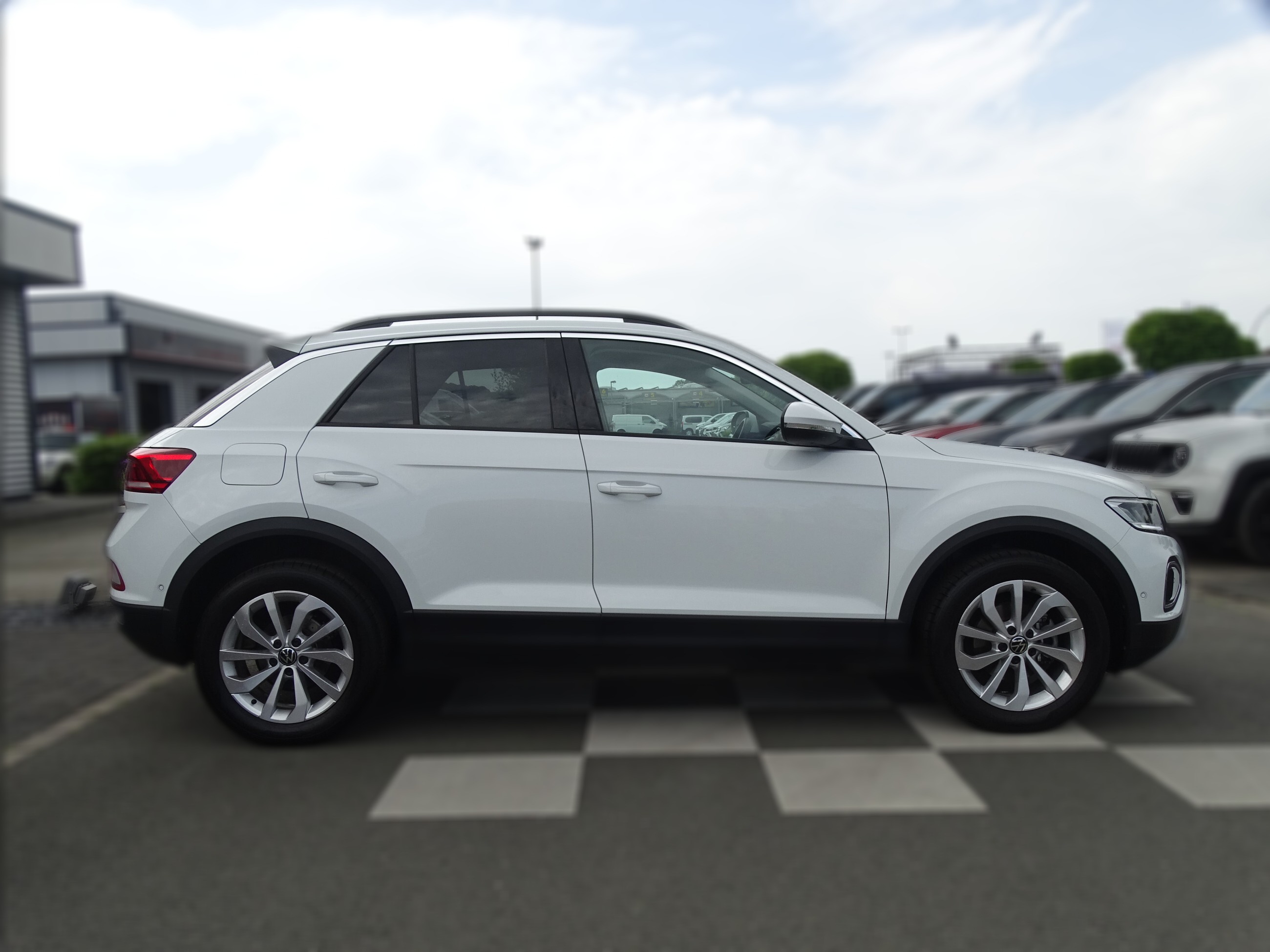 Volkswagen T-Roc 1.5 Life*LED*DAB*ACC*SHZG*RFK*APP C.*PDC*