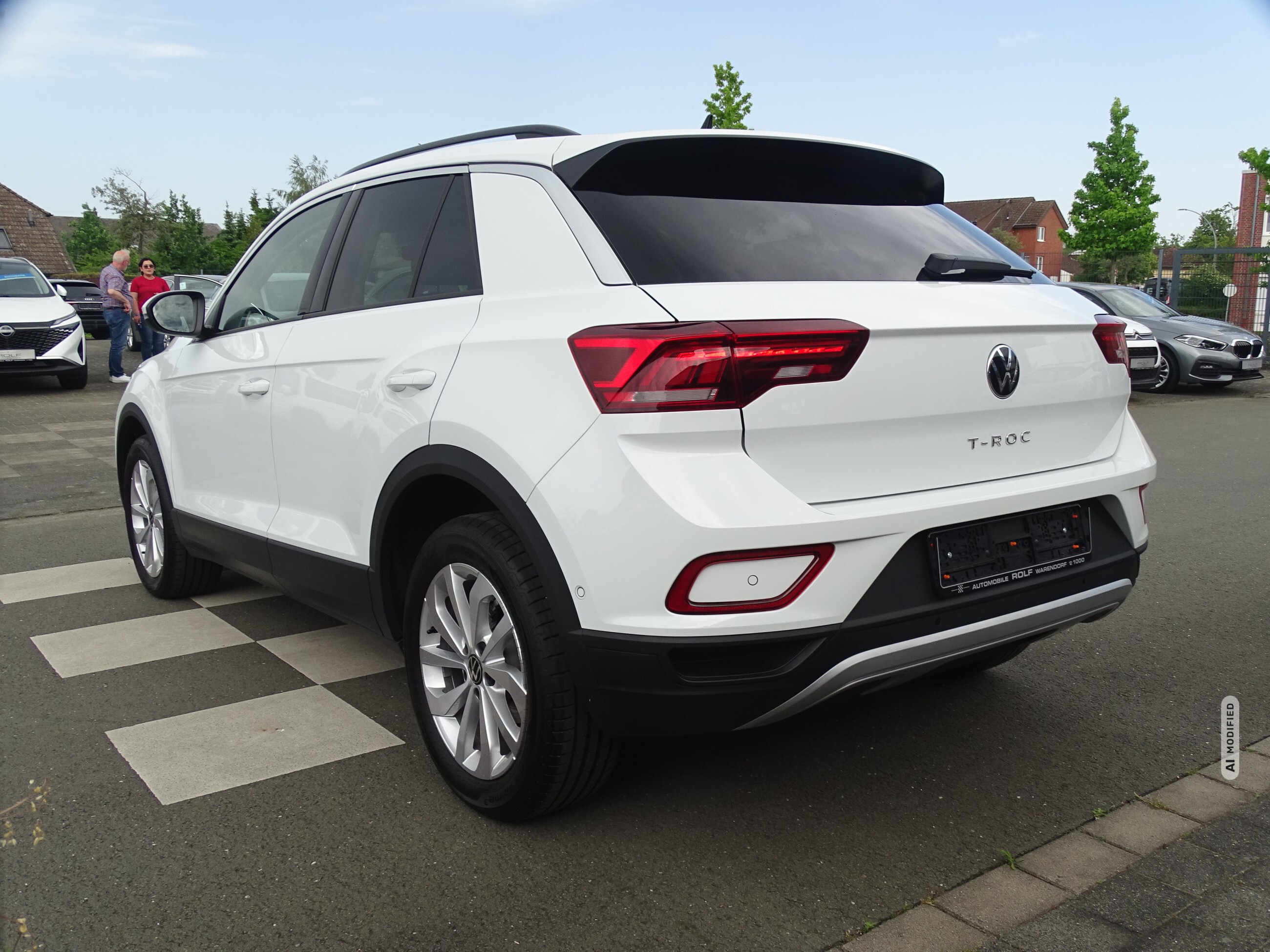 Volkswagen T-Roc 1.5 Life*LED*DAB*ACC*SHZG*RFK*APP C.*PDC*
