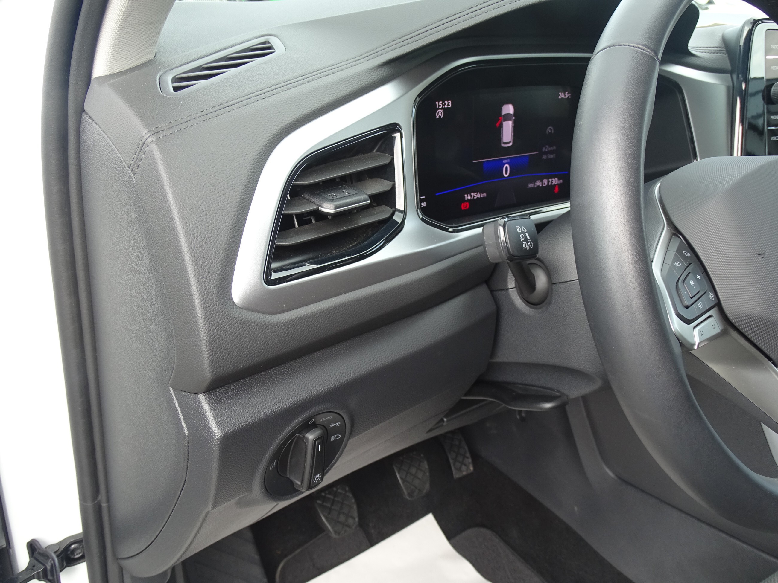 Volkswagen T-Roc 1.5 Life*LED*DAB*ACC*SHZG*RFK*APP C.*PDC*
