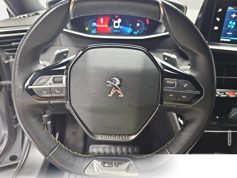 Peugeot 2008 1.2 PureTech 130 Auto. GT SH LED LM
