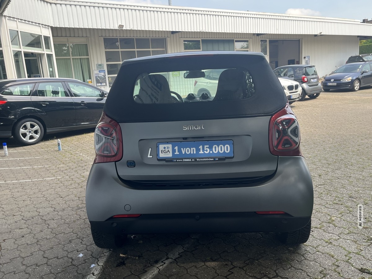 Smart ForTwo EQ cabrio*EXCLUSIVE*JBL*CAM*MEDIA*ALLW*LED*SHZ*