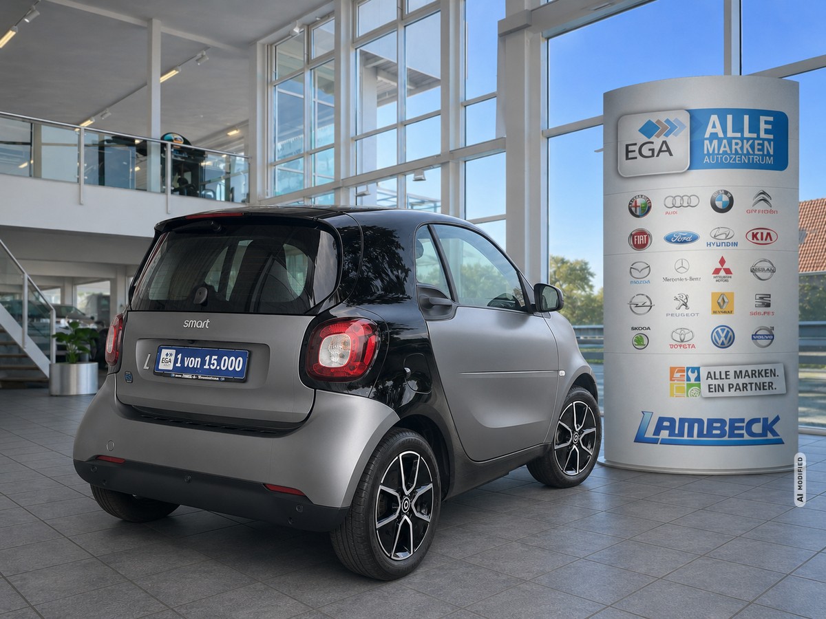 Smart ForTwo EQ PREMIUM PANORAMA CAM MEDIA PDC SHZ ALU 