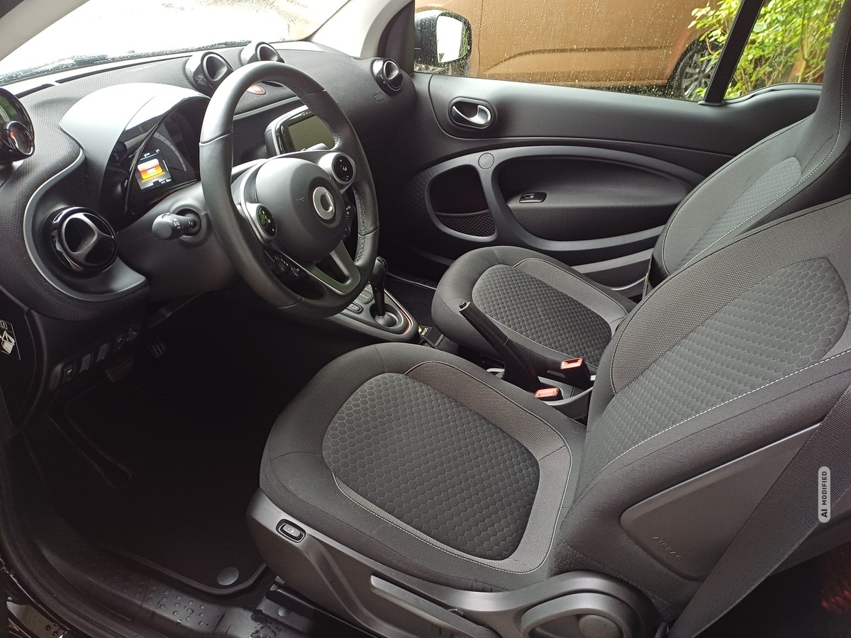 BMW 325 i COUPE KLIMA ALU XENON SHZ SPOSI 1 HAND 