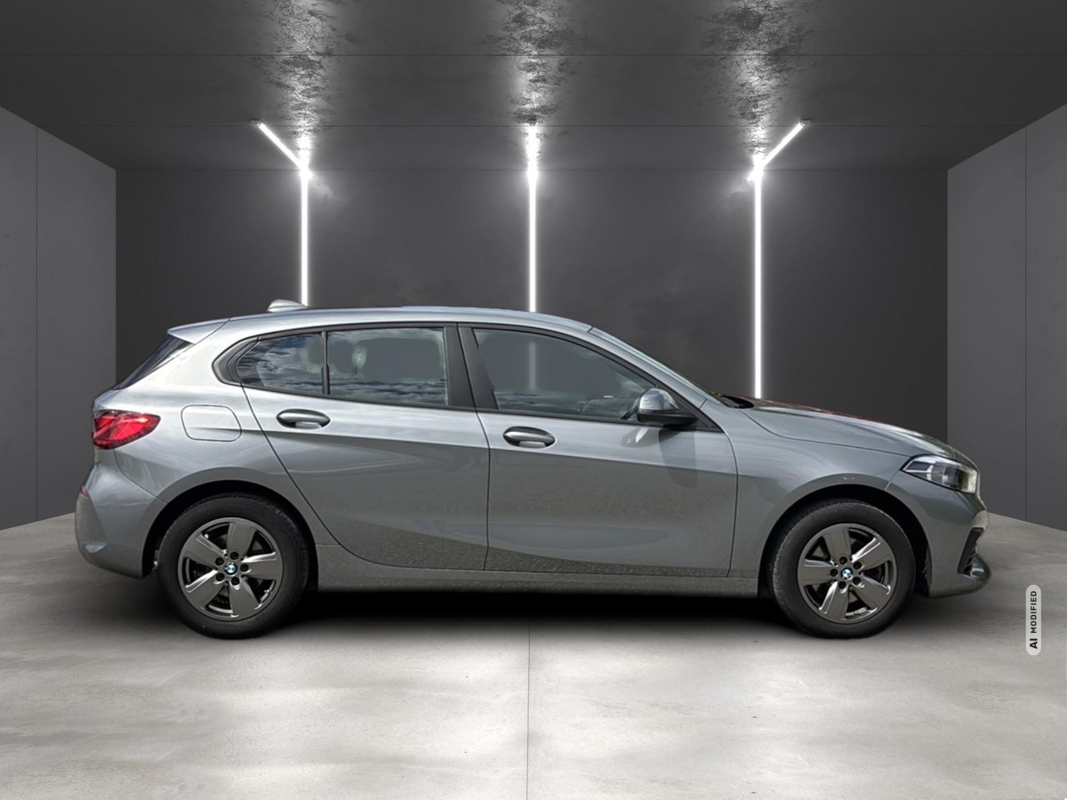 BMW 118118i Advantage *LED*SHZ*NAVI*KLIMA