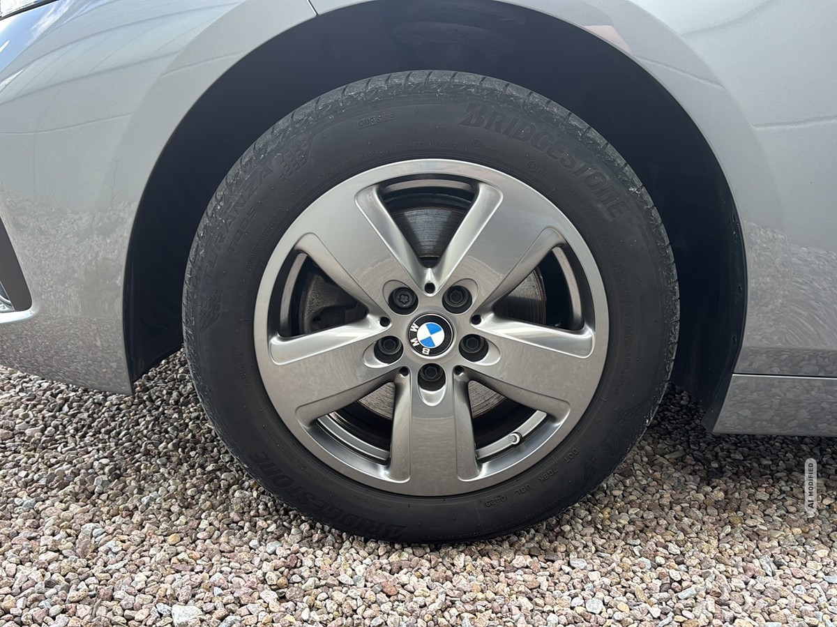 BMW 118118i Advantage *LED*SHZ*NAVI*KLIMA