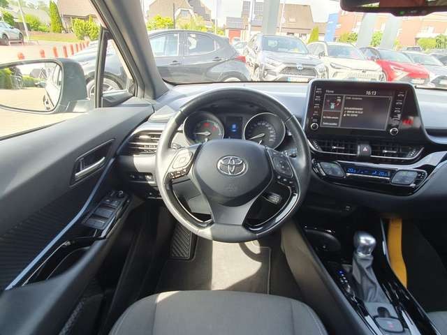 Toyota C-HR 2.0 Hybrid Team Deutschland