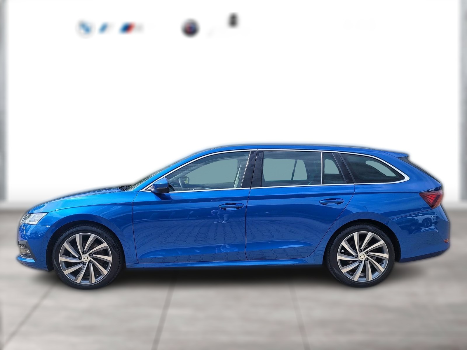 Skoda Octavia COMBI 1.5 TSI ACT FIRST EDITION NAVI AHK HUD ACC AKUSTIK
