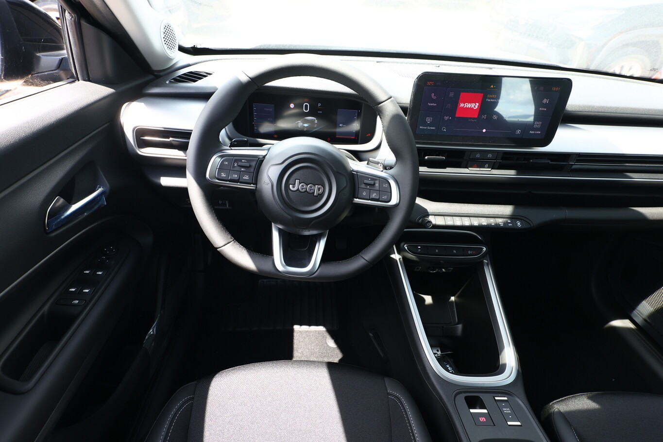 Jeep Avenger Hybrid Altitude Kam KlimaA ACC 17Z AppCo