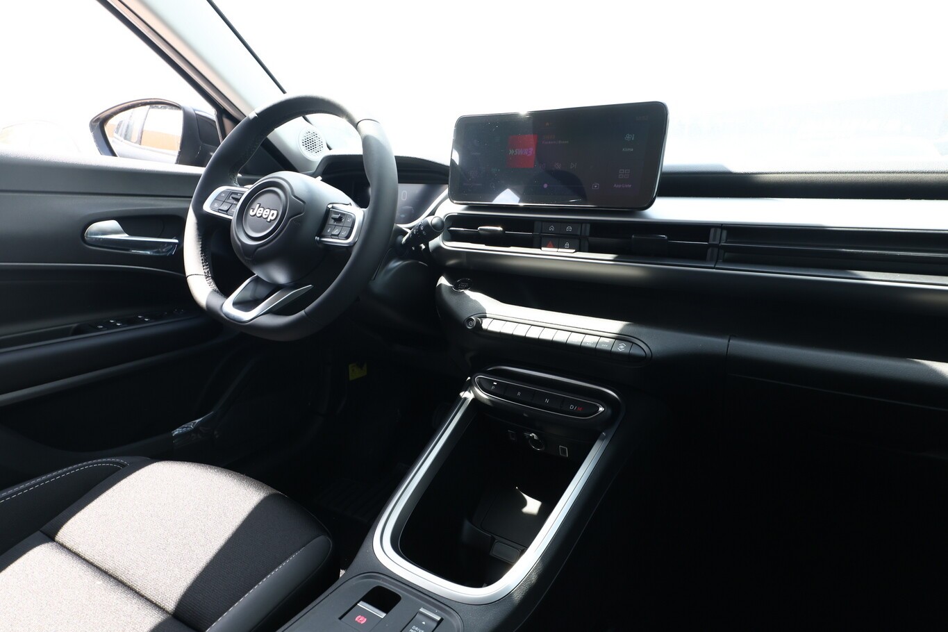 Jeep Avenger Hybrid Altitude Kam KlimaA ACC 17Z AppCo