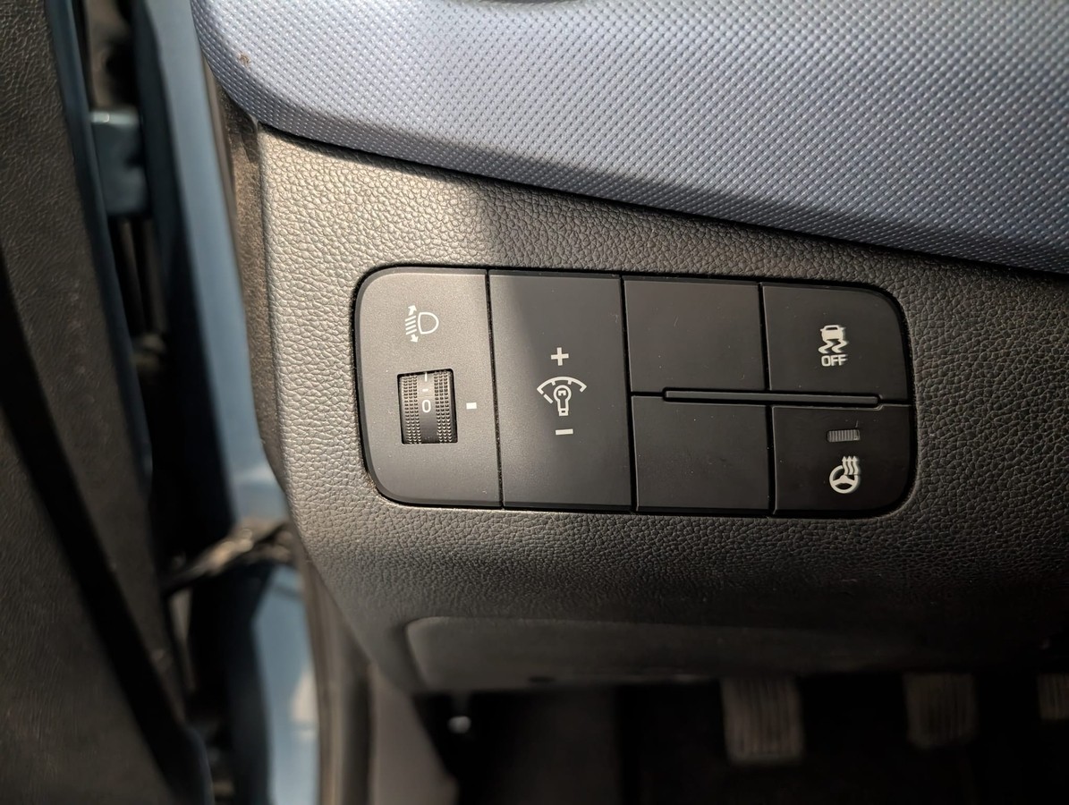Hyundai i10 SHZ Lenkradheizung Funk ZV Alu