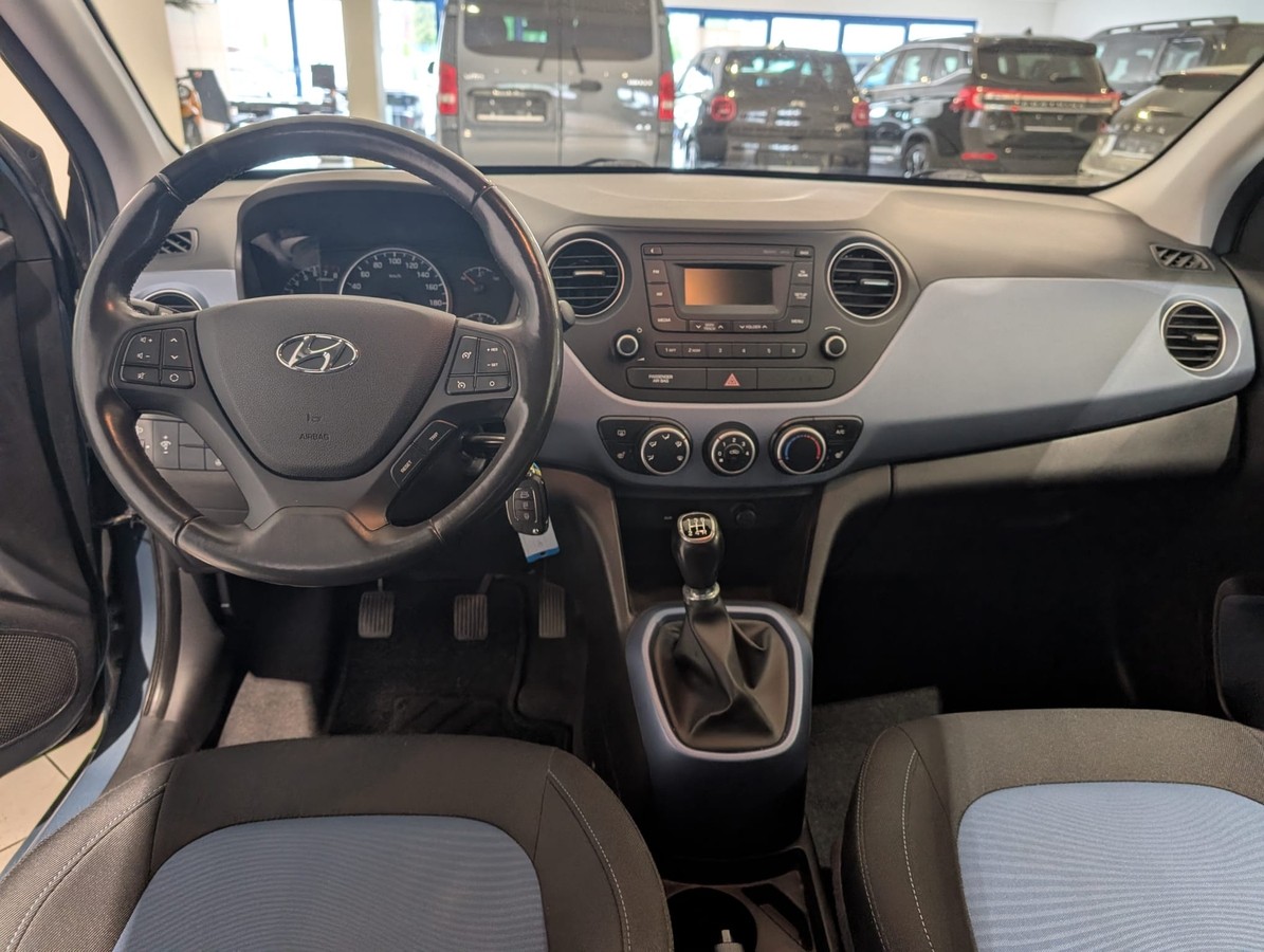 Hyundai i10 SHZ Lenkradheizung Funk ZV Alu