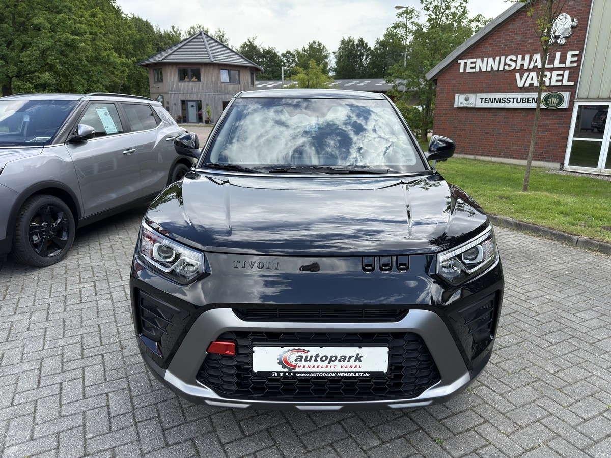 KGM Tivoli Nomad 1.5 M/T 2WD