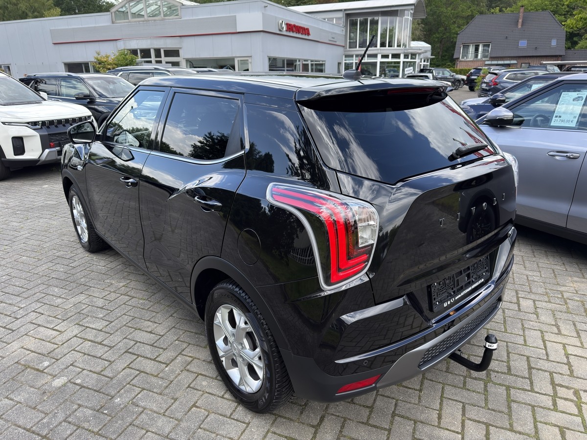 KGM Tivoli Nomad 1.5 M/T 2WD