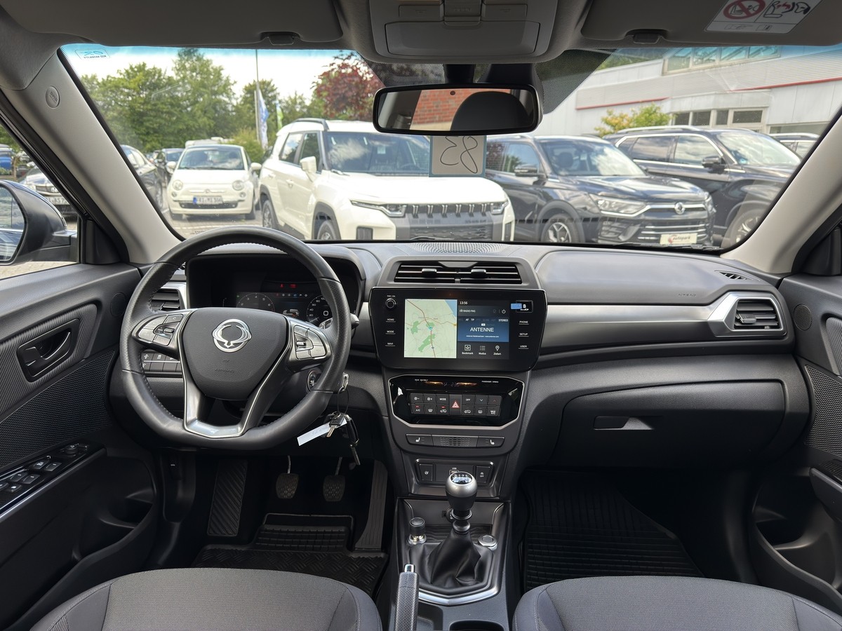 KGM Tivoli Nomad 1.5 M/T 2WD