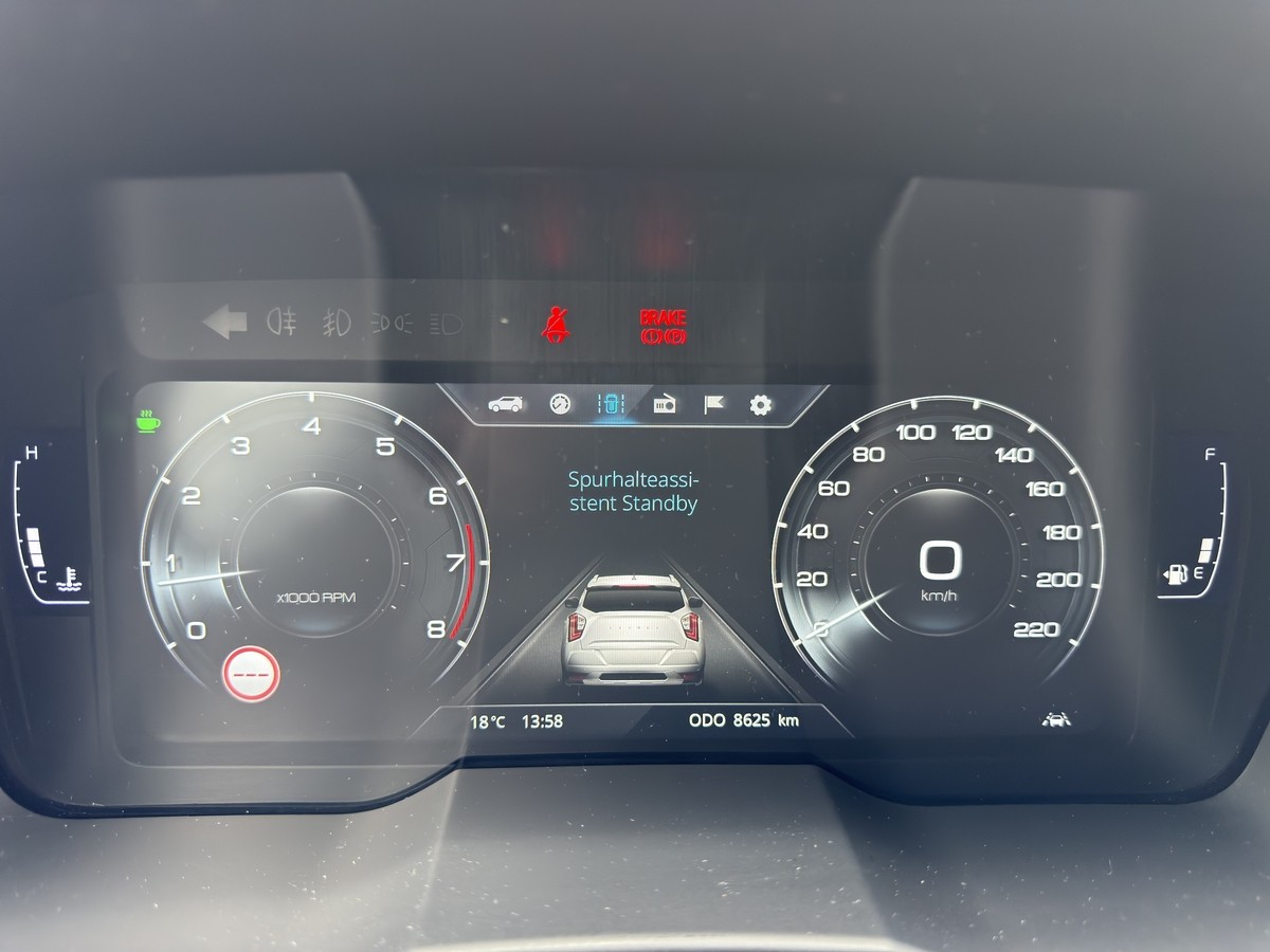 KGM Tivoli Nomad 1.5 M/T 2WD