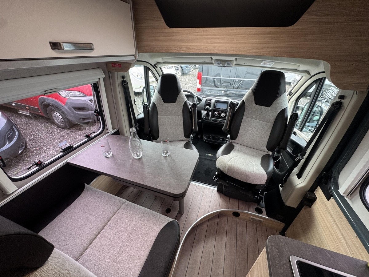 Weinsberg CaraBus 600 MQ Automatik+Markise+Fussbodh+iNetX