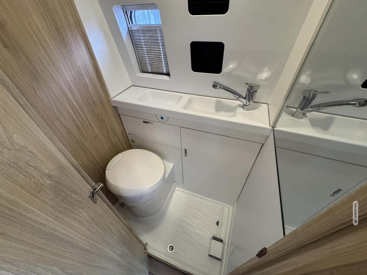 Weinsberg CaraBus 600 MQ Automatik+Markise+Fussbodh+iNetX