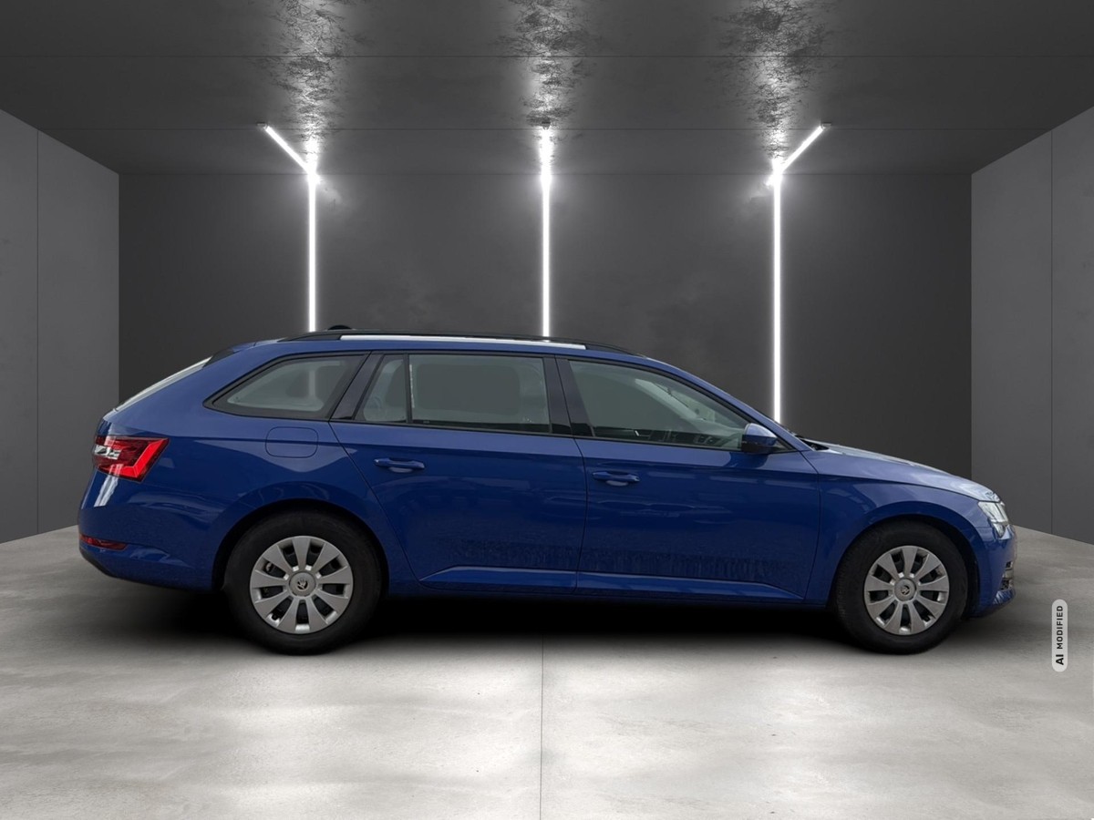 Skoda Superb Combi 2.0 TDI LED* SHZ* AHZV* DSG*
