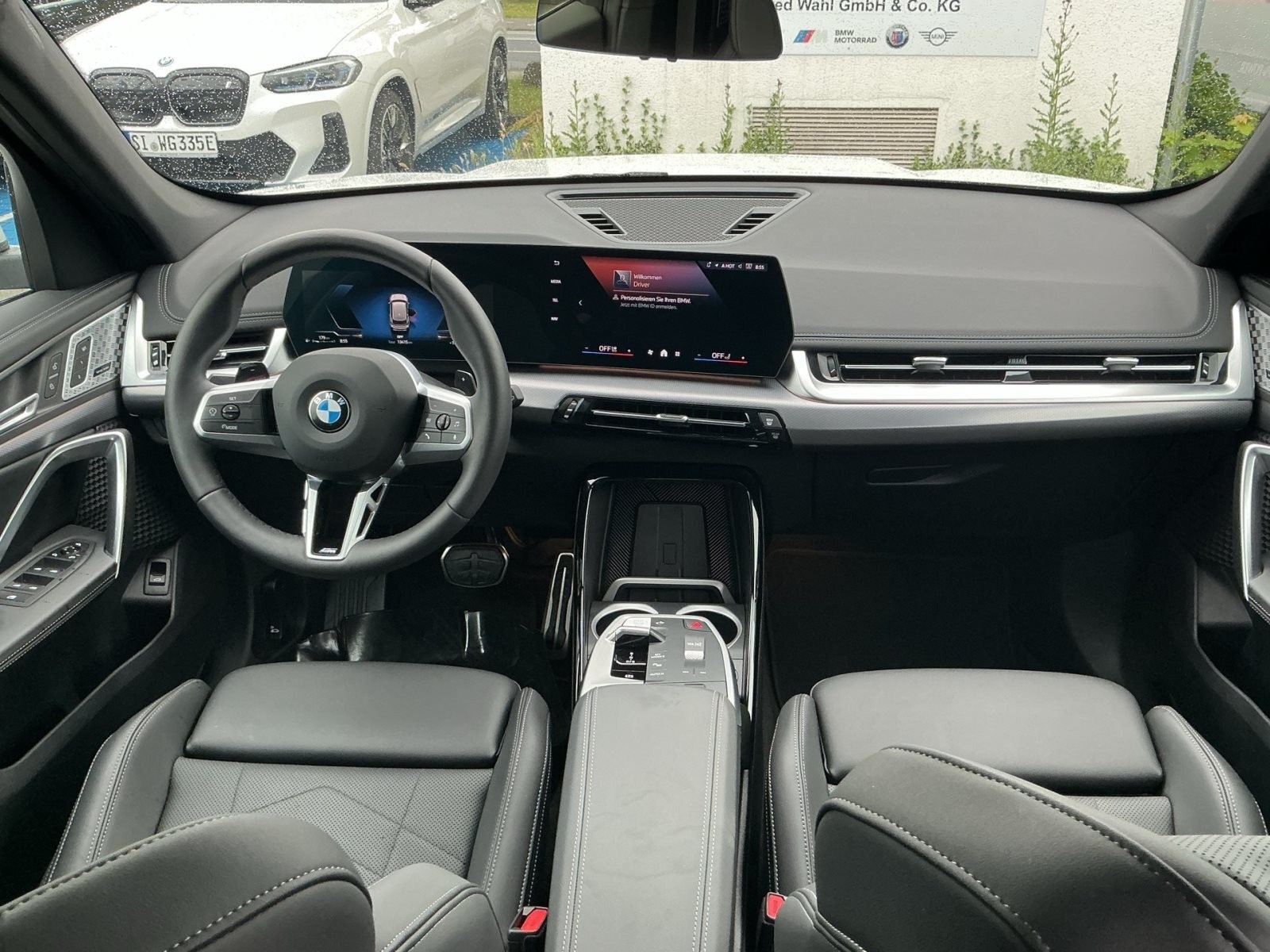 BMW X1 M SPORT NAVI LED AHK PARKASSIST HIFI HK DAB ALARM KOMFORTZG